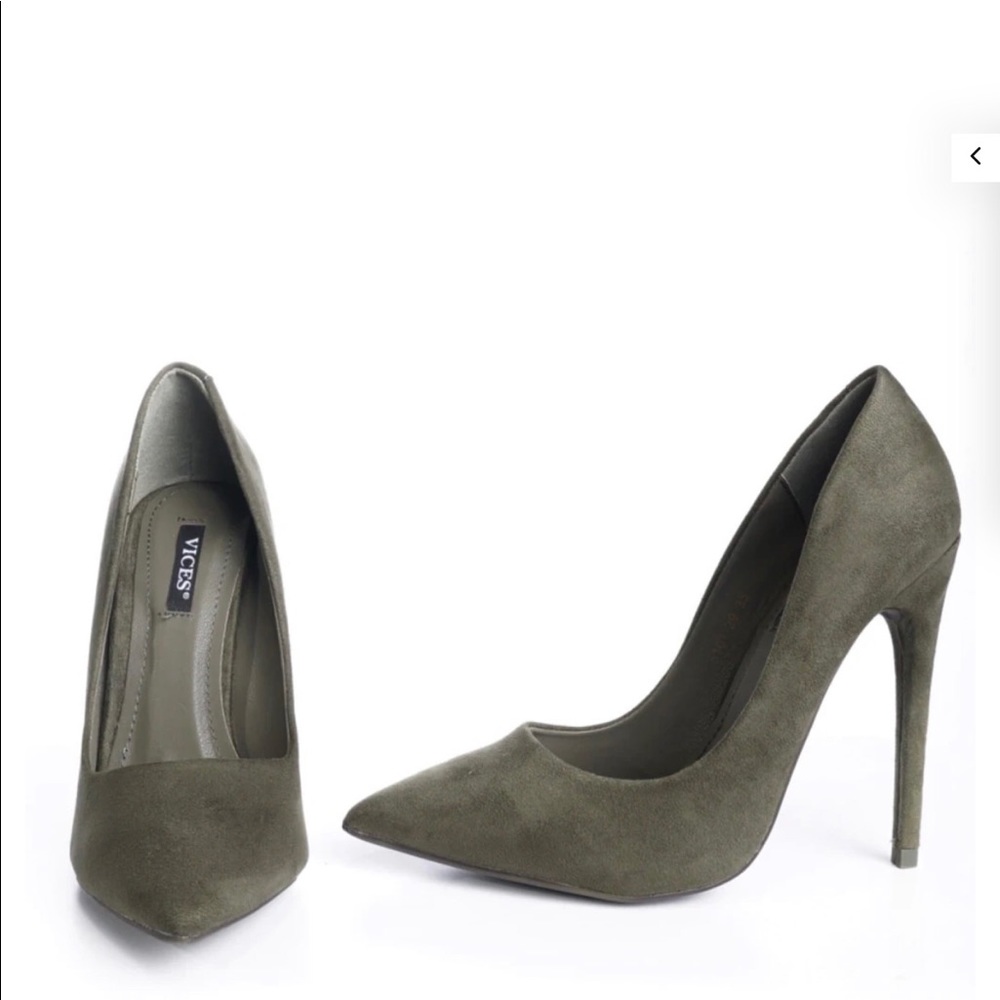 VICES Suede Point Toe Pumps